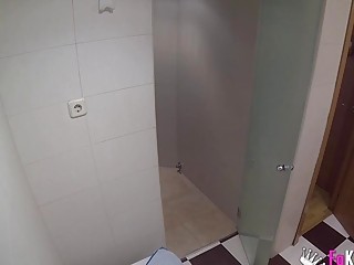Naughty amateur sucks a dude while taking a hot shower